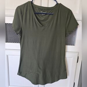⭐️No Boundaries Short Sleeve Olive Top